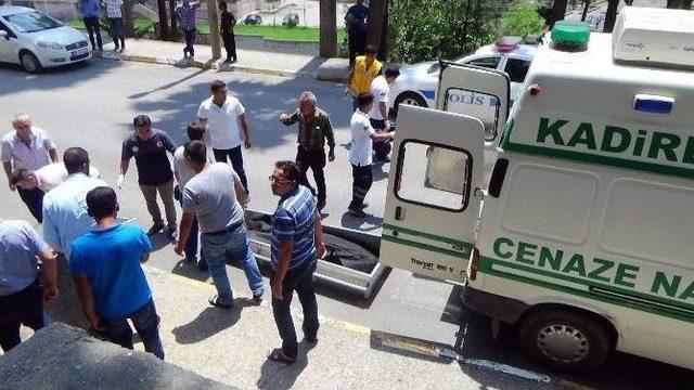 Ormanlık Alanda Ağaca Asılı Ceset Bulundu 2