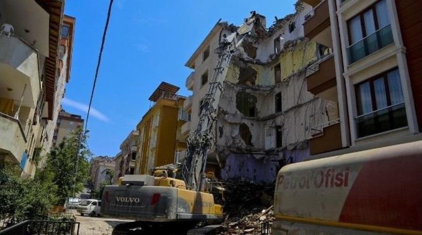 Maltepe&rsquo;de İnşaatlara &ldquo;pazar&rdquo; Yasağı