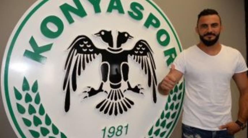 Atiker Konyaspor Kaleci Kaya Tarakçı İle Sözleşme Yeniledi