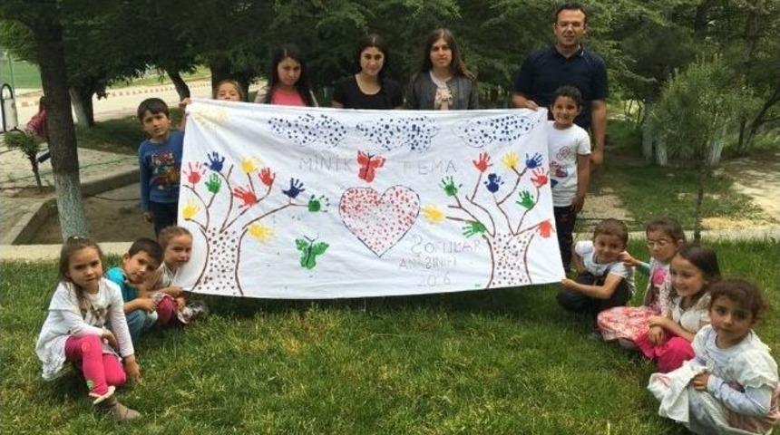 Minik Temaların Rengarenk D&uuml;nyası