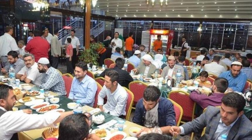 Viranşehir Diyanet-sen &Uuml;yeleri İftarda Buluştu.