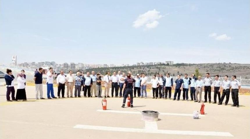 Hastanede Yangın Tatbikatı D&uuml;zenlendi