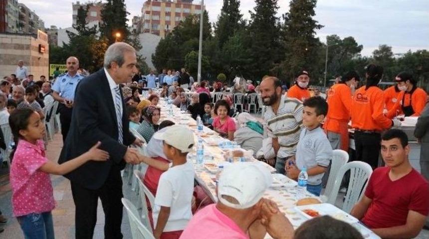 Haliliye Belediyesinden İftar Sofrası Geleneği
