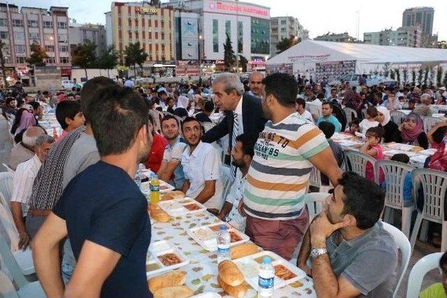 Haliliye Belediyesinden İftar Sofrası Geleneği