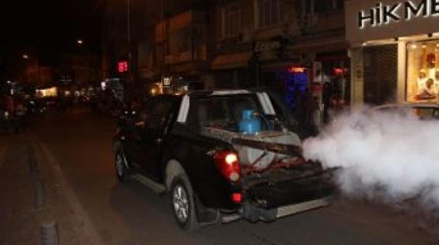 Kilis&rsquo;te İla&ccedil;lama &Ccedil;alışmaları Gece De Devam Ediyor