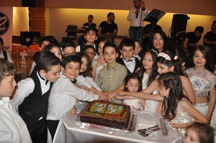 Minik Gkv’liler Mezuniyet Balosunda Buluştu G2