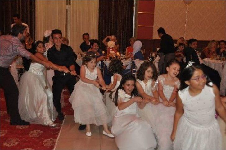 Minik Gkv’liler Mezuniyet Balosunda Buluştu G5