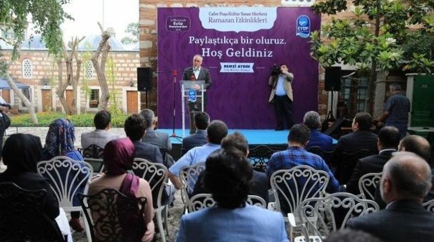 Osmanlı Geleneği "sadaka Taşı" Ey&uuml;p&rsquo;te Yaşatılıyor