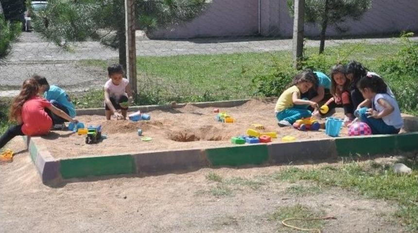 &Ccedil;ık Dışarı Oynayalım Projesi