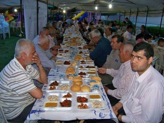 Hassa’da İftar Çadırı Kuruldu