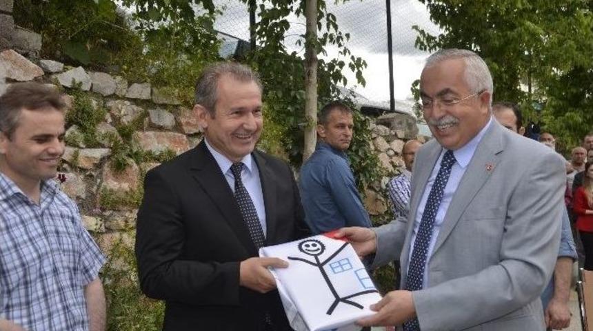 Tokat&rsquo;ta 20 Okula &lsquo;beyaz Bayrak&rsquo; &Ouml;d&uuml;l&uuml;