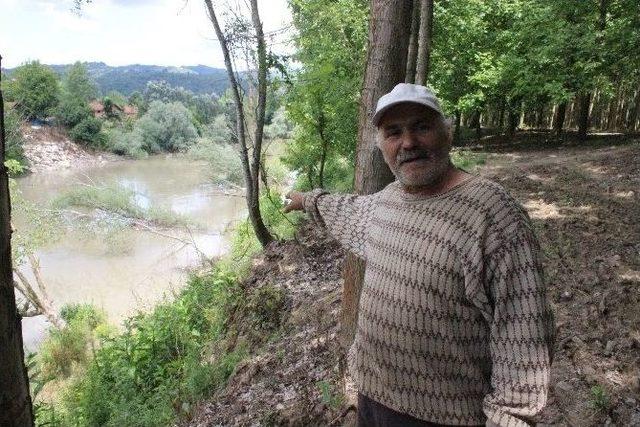 Öldürüldükten Sonra Mudurnu Deresine Atılan Kadının Cansız Bedeni Bulundu