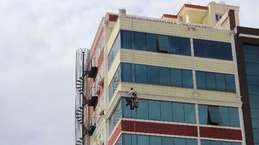 Sıcak Ve Oru&ccedil; Onların &Ccedil;alışmasına Engel Değil