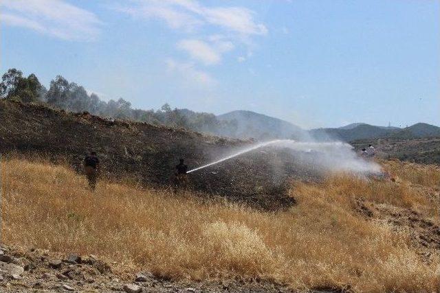 Askeri Birlik Alanında Korkutan Yangın