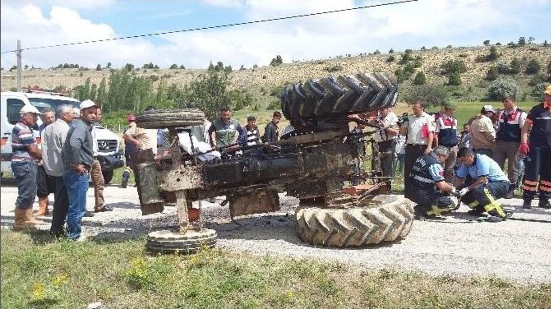 Karaman&rsquo;da Trakt&ouml;r&uuml;n Altında Kalan S&uuml;r&uuml;c&uuml; &Ouml;ld&uuml;