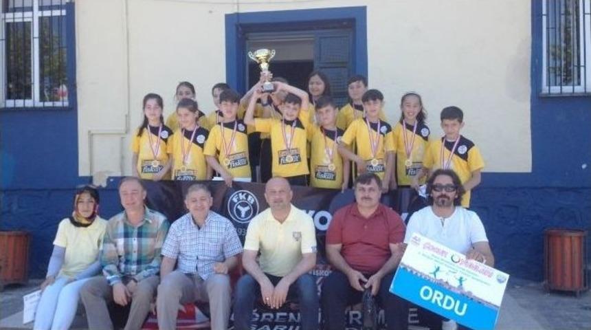 Çocuk Oyunlarında Türkiye Şampiyonu Oldular