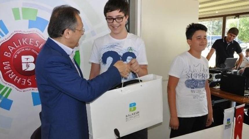 Balıkesir&rsquo;de Atık Pil Toplama Yarışı