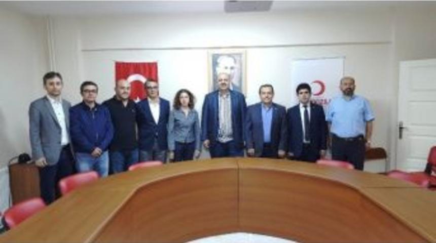 Ercoşkun&rsquo;dan Kızılay Y&ouml;netimine Ziyaret