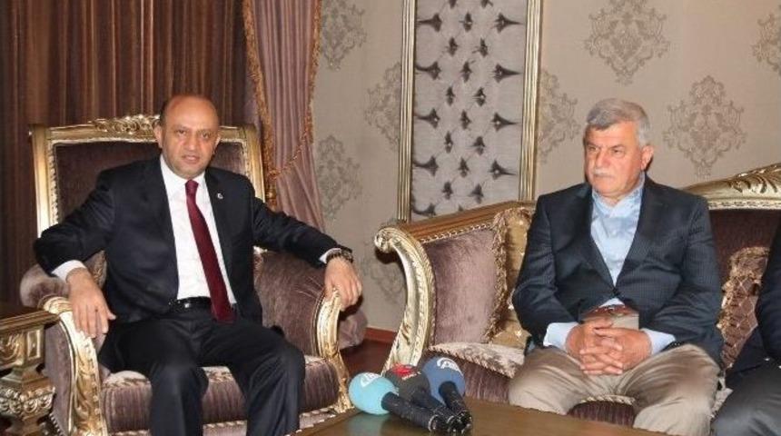 Milli Savunma Bakanı Işık, Kocaeli&rsquo;de Ziyaretlerde Bulundu