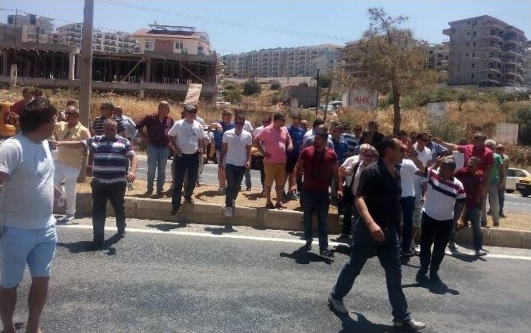 Kuşadası&rsquo;nda Taksici Eylemi