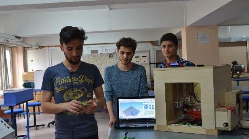 Atık Makine Par&ccedil;alarından 3d Yazıcı &Uuml;rettiler