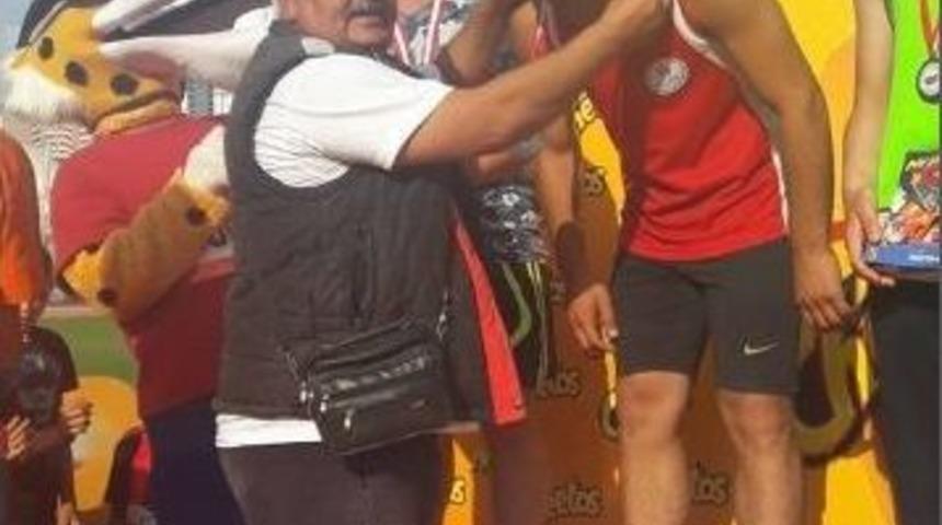 Adanalı Atletler Madalyalarla D&ouml;nd&uuml;ler