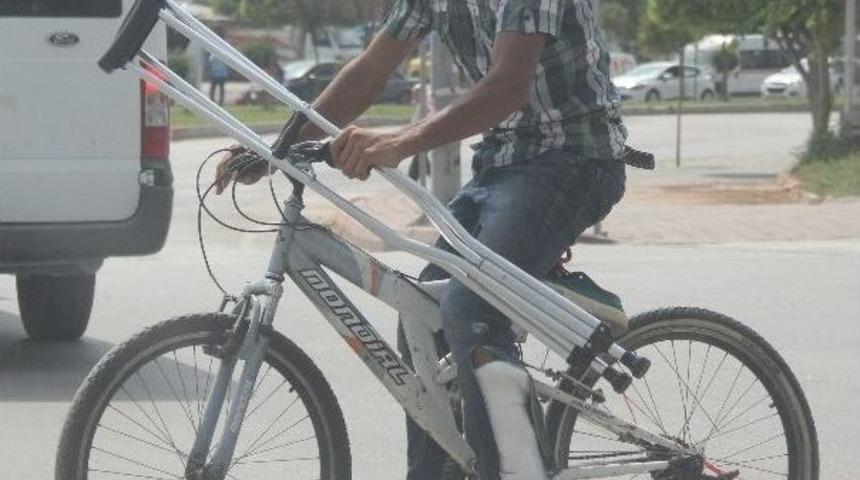 Kırık Ayakla Bisiklet S&uuml;rd&uuml;