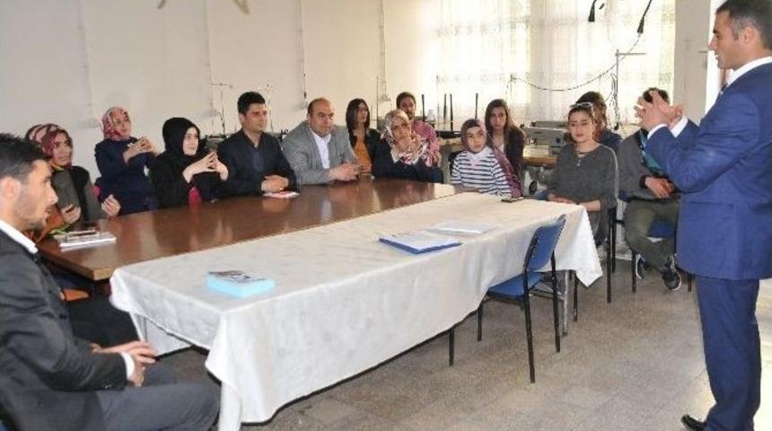 Van&rsquo;da 40 G&uuml;nde &lsquo;işaret Dili&rsquo; Eğitimi