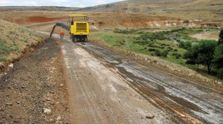 Araban&rsquo;da Asfalt Kaplama &Ccedil;alışması Başladı