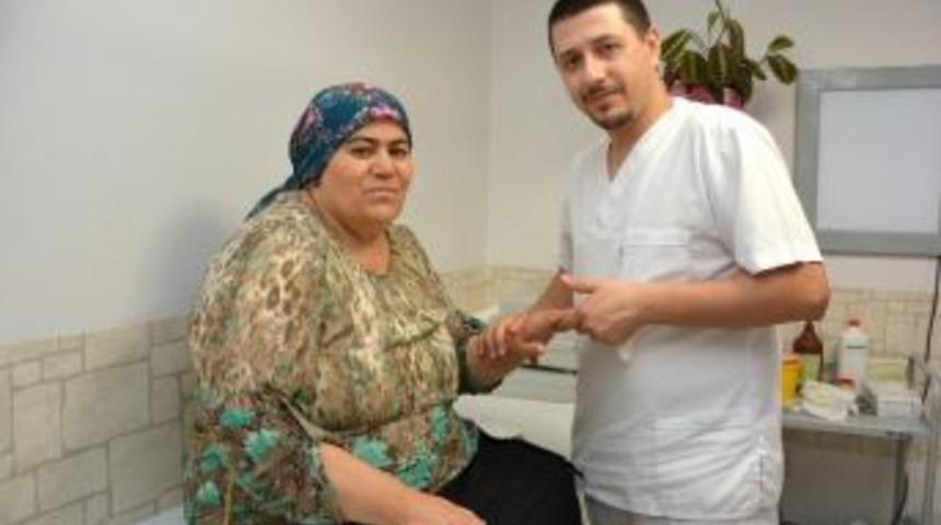 Ameliyat Oldu, Sol Eline Tekrar Kavuştu