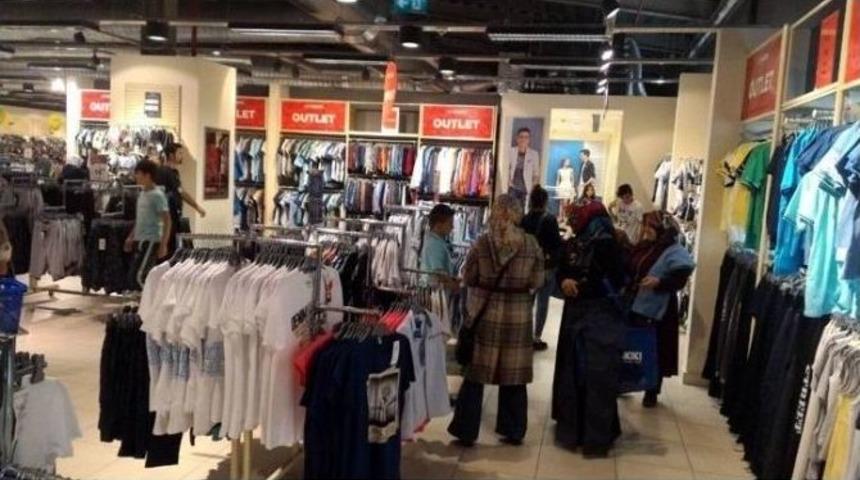 Melikgazi Belediyesi 205 Yetim &Ccedil;ocuğu Giydirdi