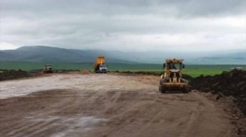 &Ccedil;ıldır&rsquo;da Duble Yol &Ccedil;alışmaları Başladı