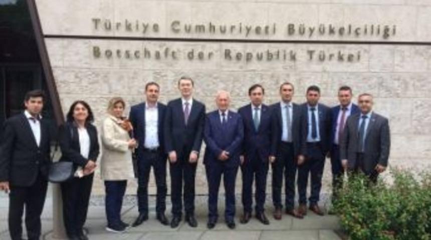 Lapseki İle Czhempin Belediyeleri Kardeşlik Protokol&uuml; İmzaladı