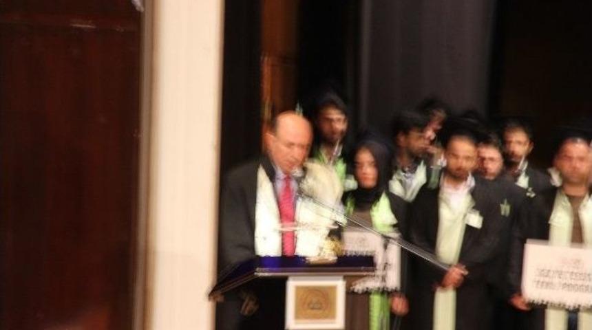 Mustafa &Ccedil;ıkrık&ccedil;ıoğlu Meslek Y&uuml;ksekokulu&rsquo;nda Mezuniyet Sevinci