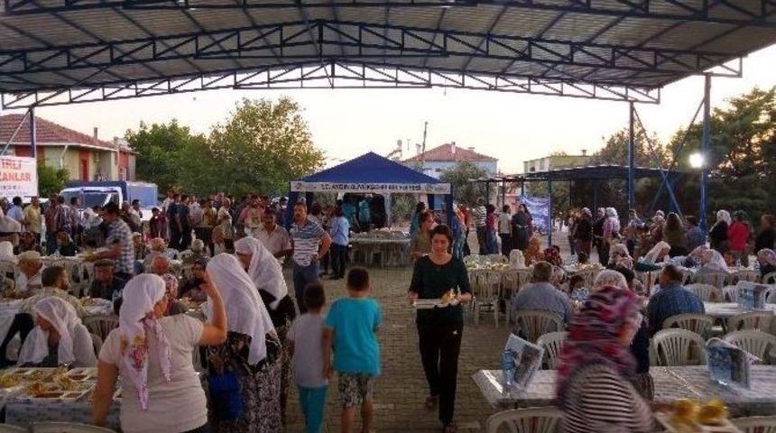 Aydın B&uuml;y&uuml;kşehirden Her G&uuml;n 20 Bin Kişilik İftar