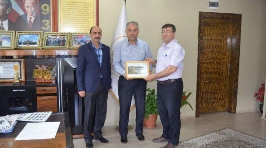 Bayırk&ouml;y Beldesi Artık Ptt Pullarında