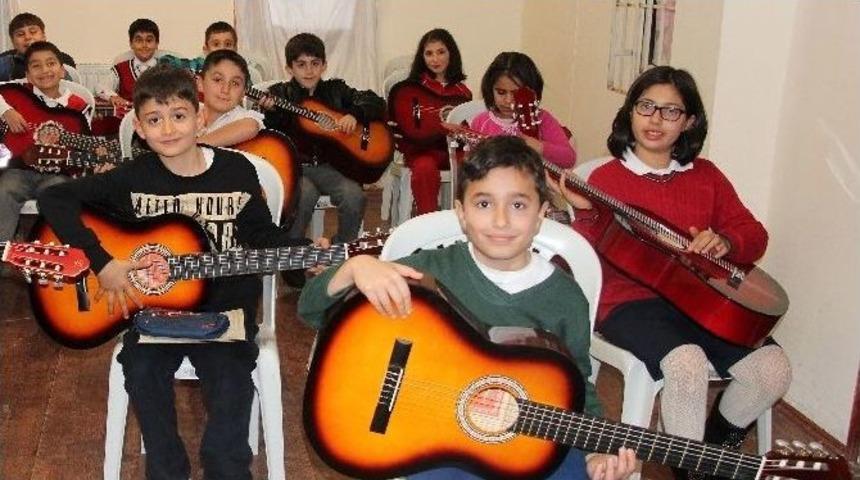 &Ccedil;ocuk At&ouml;lyeleri Başlıyor