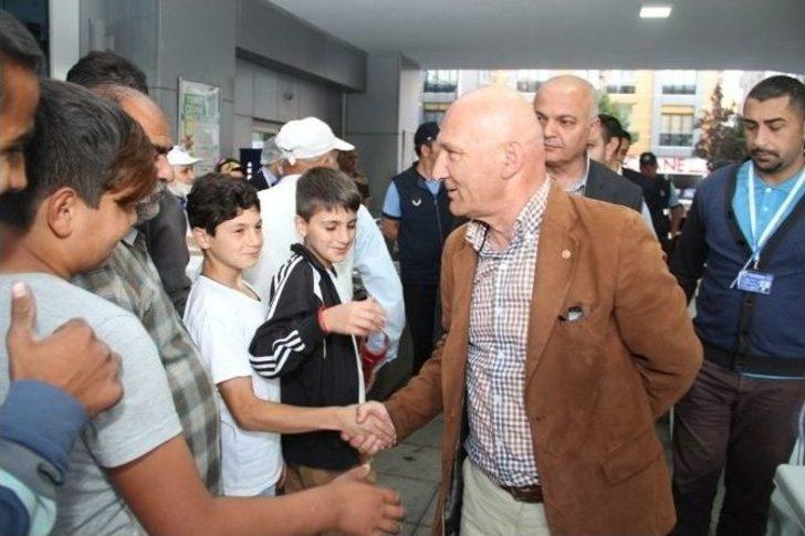 Başkan Altınok Öz, Orucunu Soğanlık Mahallesi’nde Vatandaşlarla Birlikte Açtı G3