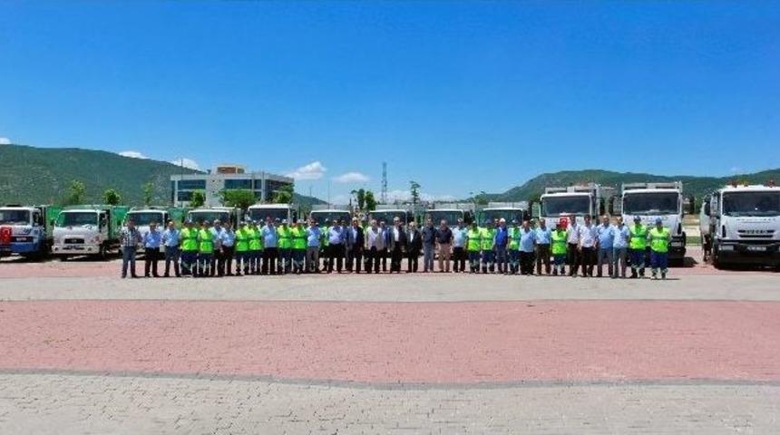 Her Ay 3 Bin Top &Ccedil;&ouml;p Topluyorlar