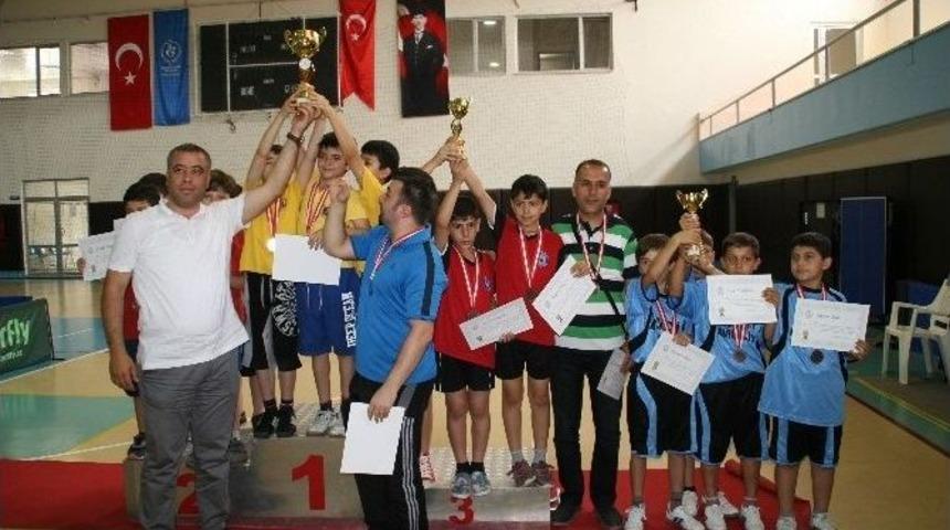 Okullararası Masa Tenisi Minikler İl Birinciliği Sona Erdi