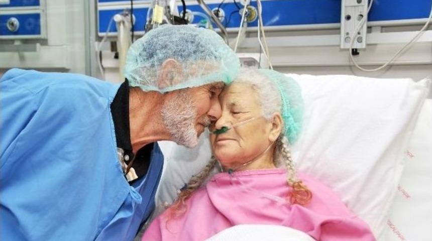 Hastane Koridorları B&ouml;yle Bir Aşk G&ouml;rmedi