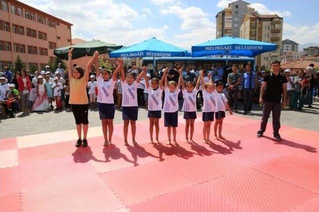 Melikgazi Belediyesi Yaz Okulu Kayıtları Devam Ediyor