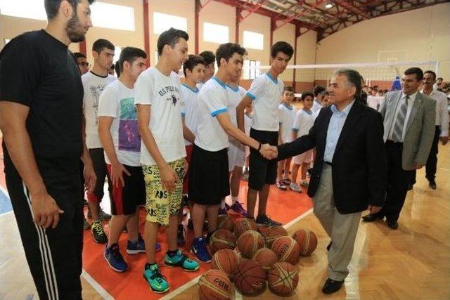 Melikgazi Belediyesi Yaz Okulu Kayıtları Devam Ediyor