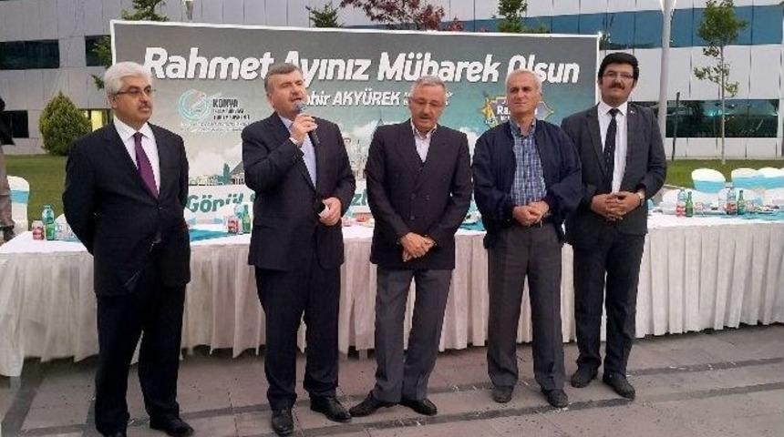 Başkan Aky&uuml;rek, Engellilerle İftarda Buluştu