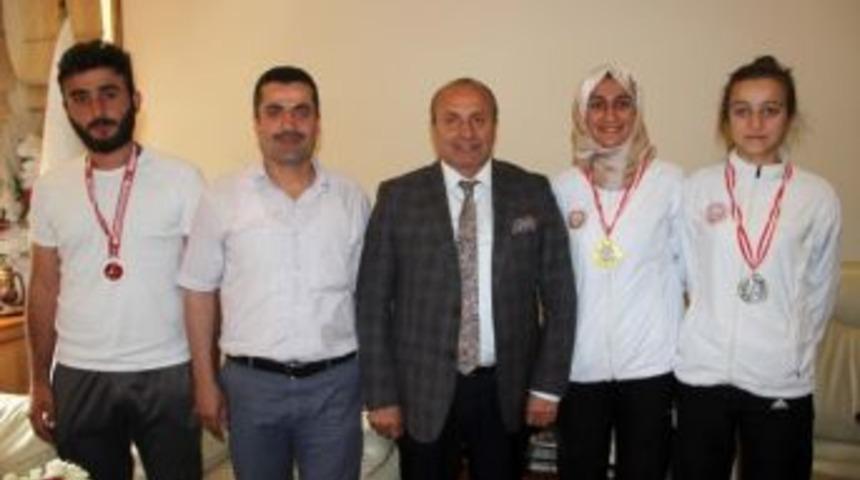 Şampiyon Kıck Boksculardan Arslan&rsquo;ı Ziyaret