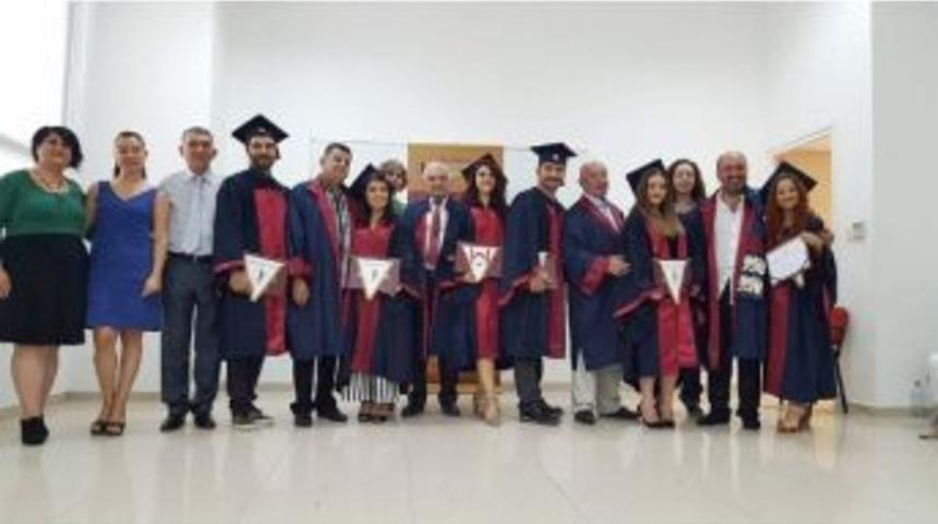 Yakın Doğu &Uuml;niversitesi Sahne Sanatları Fak&uuml;ltesi 8. Mezunlarını Verdi