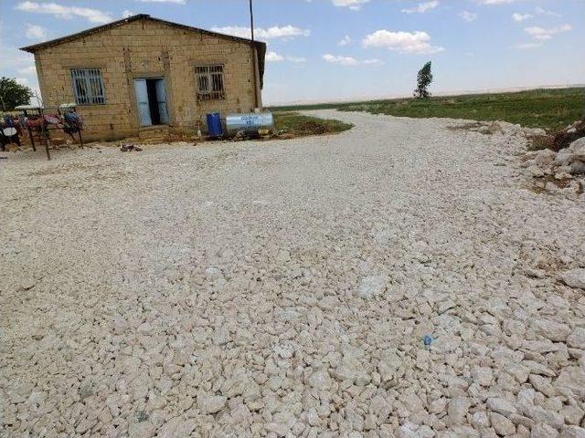 Harran Belediyesi Çalışmalarına Kırsalda Devam Ediyor