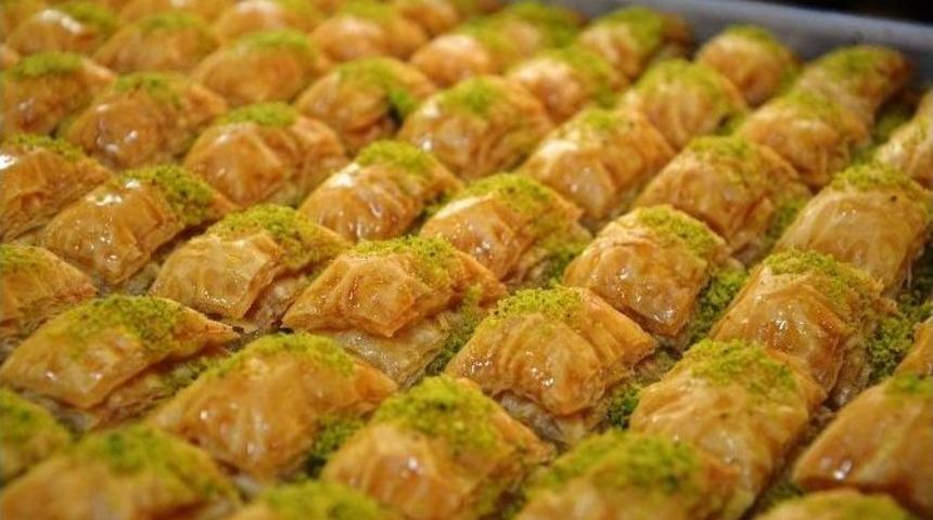 Ramazan Tatlılarına İlgi B&uuml;y&uuml;k