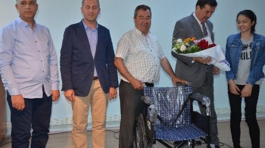 Kendi K&uuml;&ccedil;&uuml;k Kalbi B&uuml;y&uuml;k