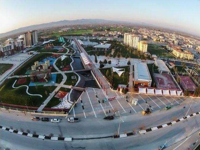 Manisa Büyükşehir, Wi-fi Keyfini İki Kat Arttırıyor